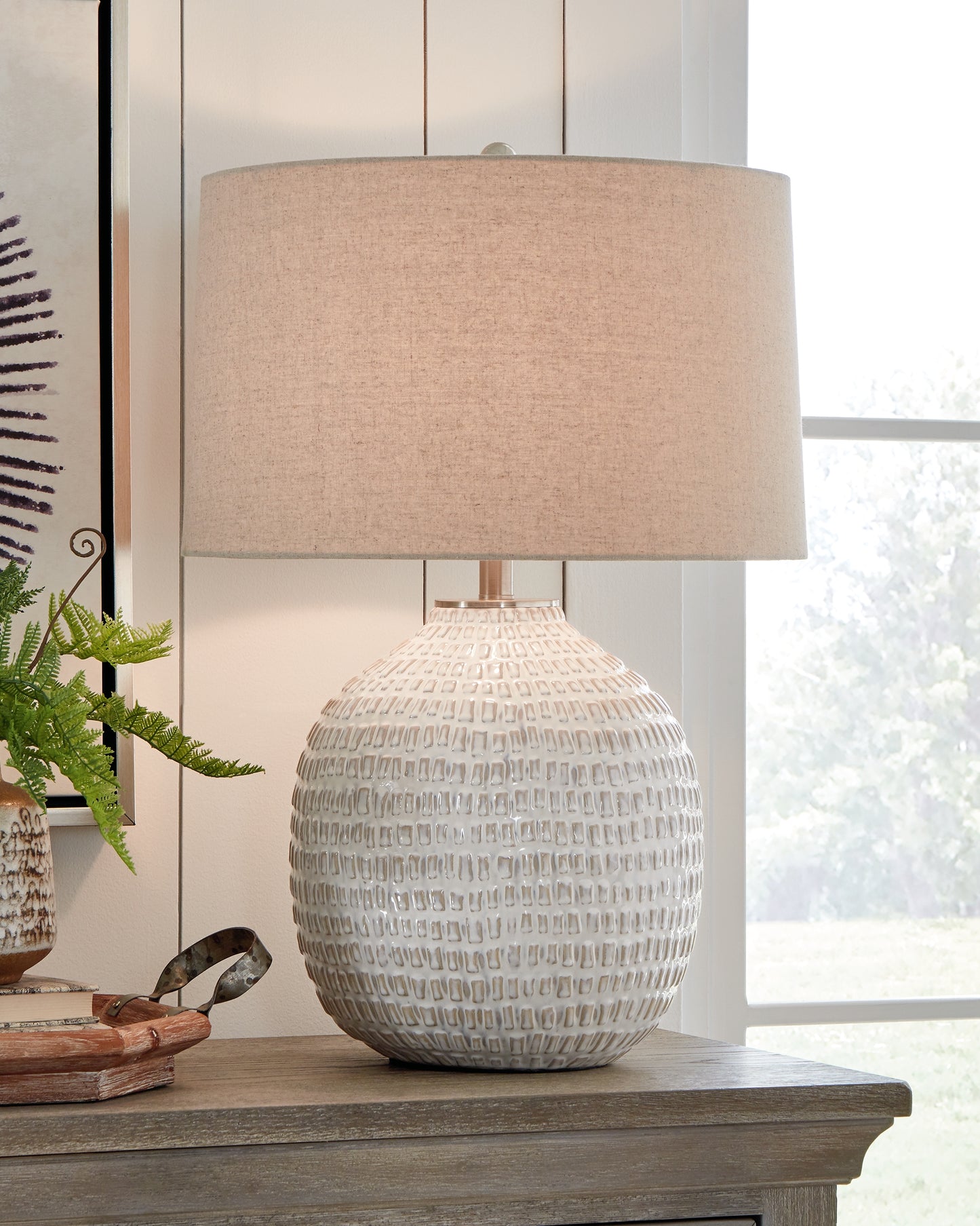 Stuart Furniture Outlet - Ashley Furniture - Jamon Lighting - Table Lamp (Set of 2) / Beige - L100764X2
