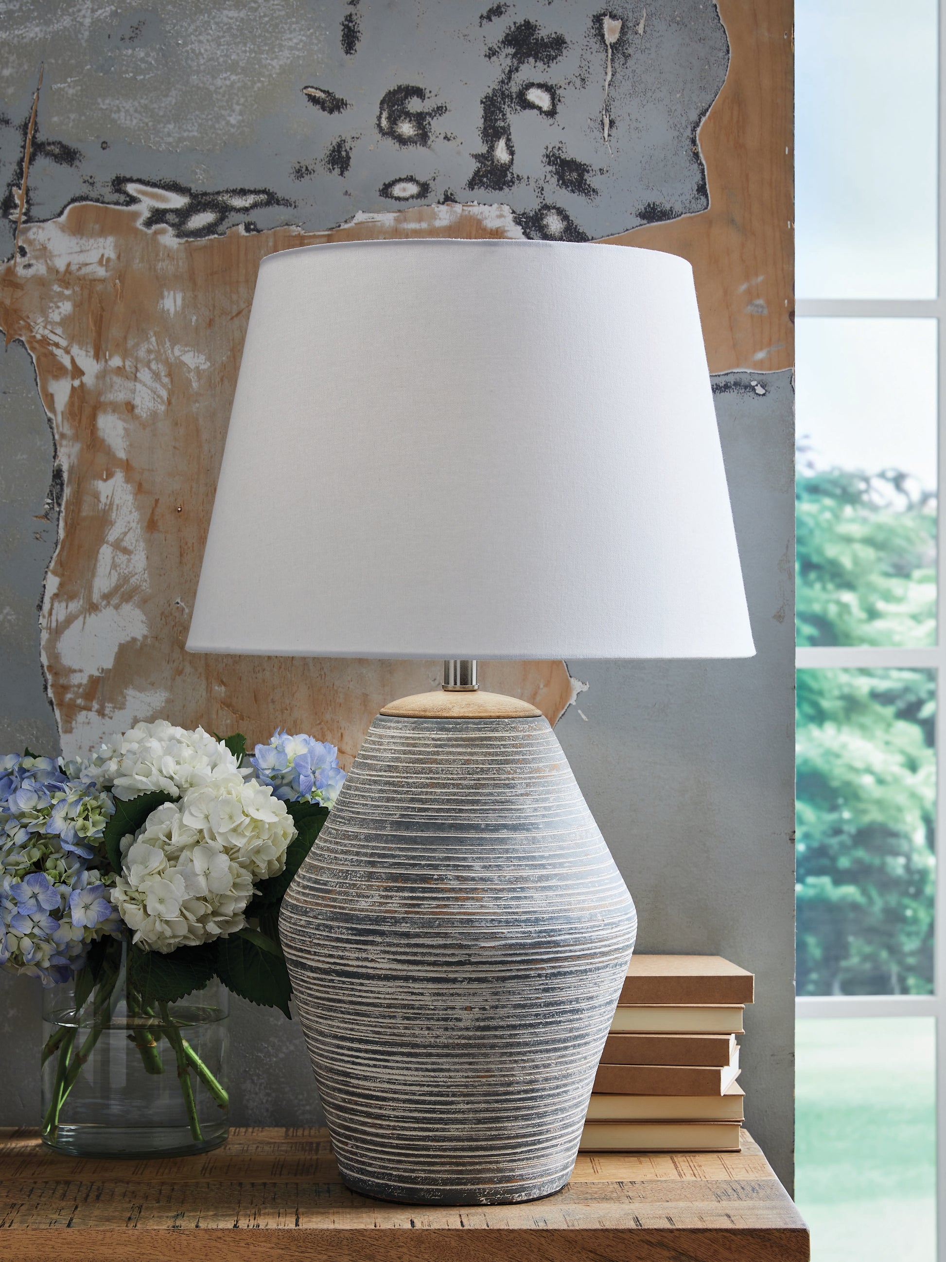 Stuart Furniture Outlet - Ashley Furniture - Lawrock Lighting - Terracotta Table Lamp (1/CN) / Antique Blue - L100834