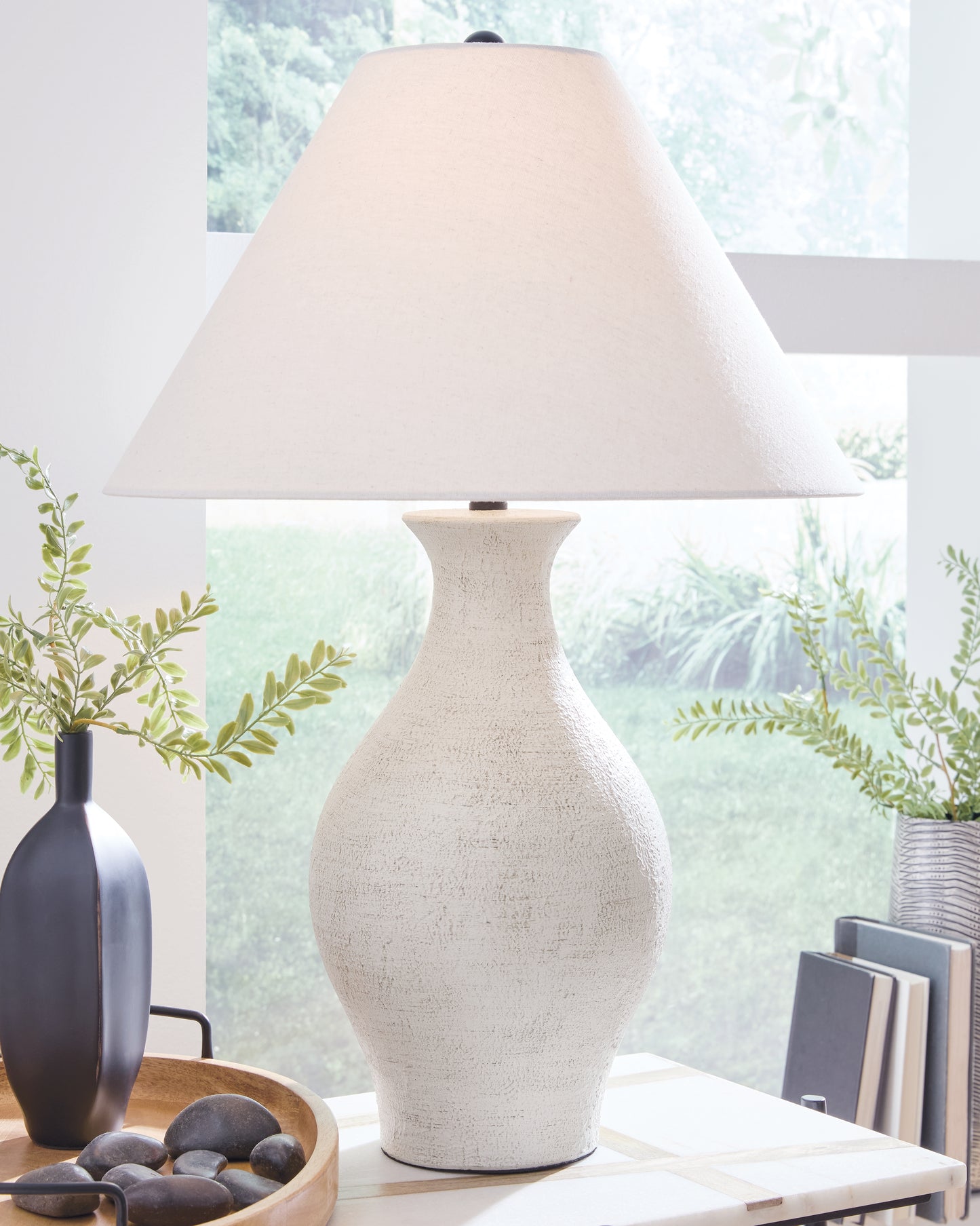 Stuart Furniture Outlet - Ashley Furniture - Ashbend Lighting - Ceramic Table Lamp (1/CN) - L100884