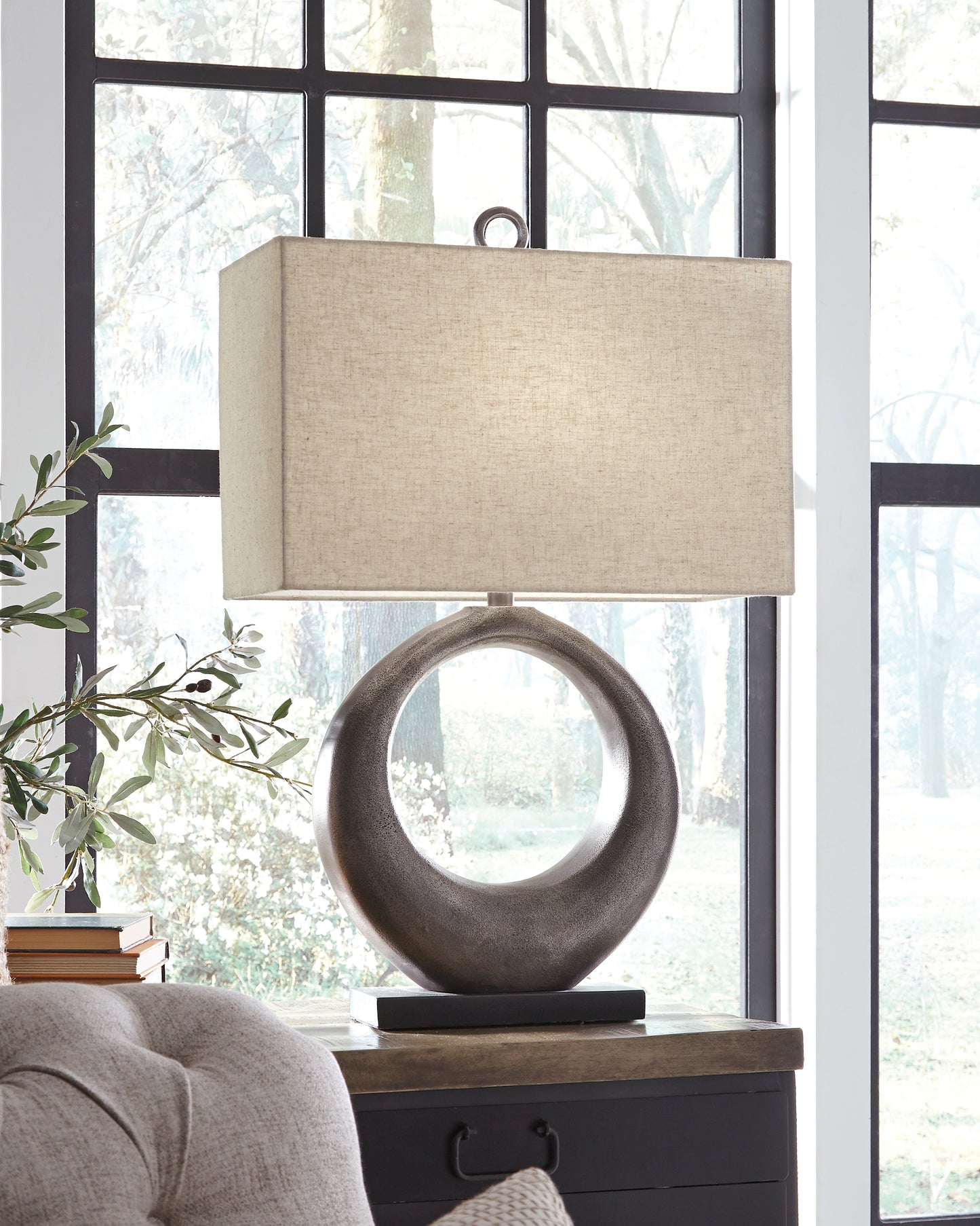 Stuart Furniture Outlet - Ashley Furniture - Saria Lighting - Table Lamp (Set of 2) / Antique Silver Finish - L207394X2