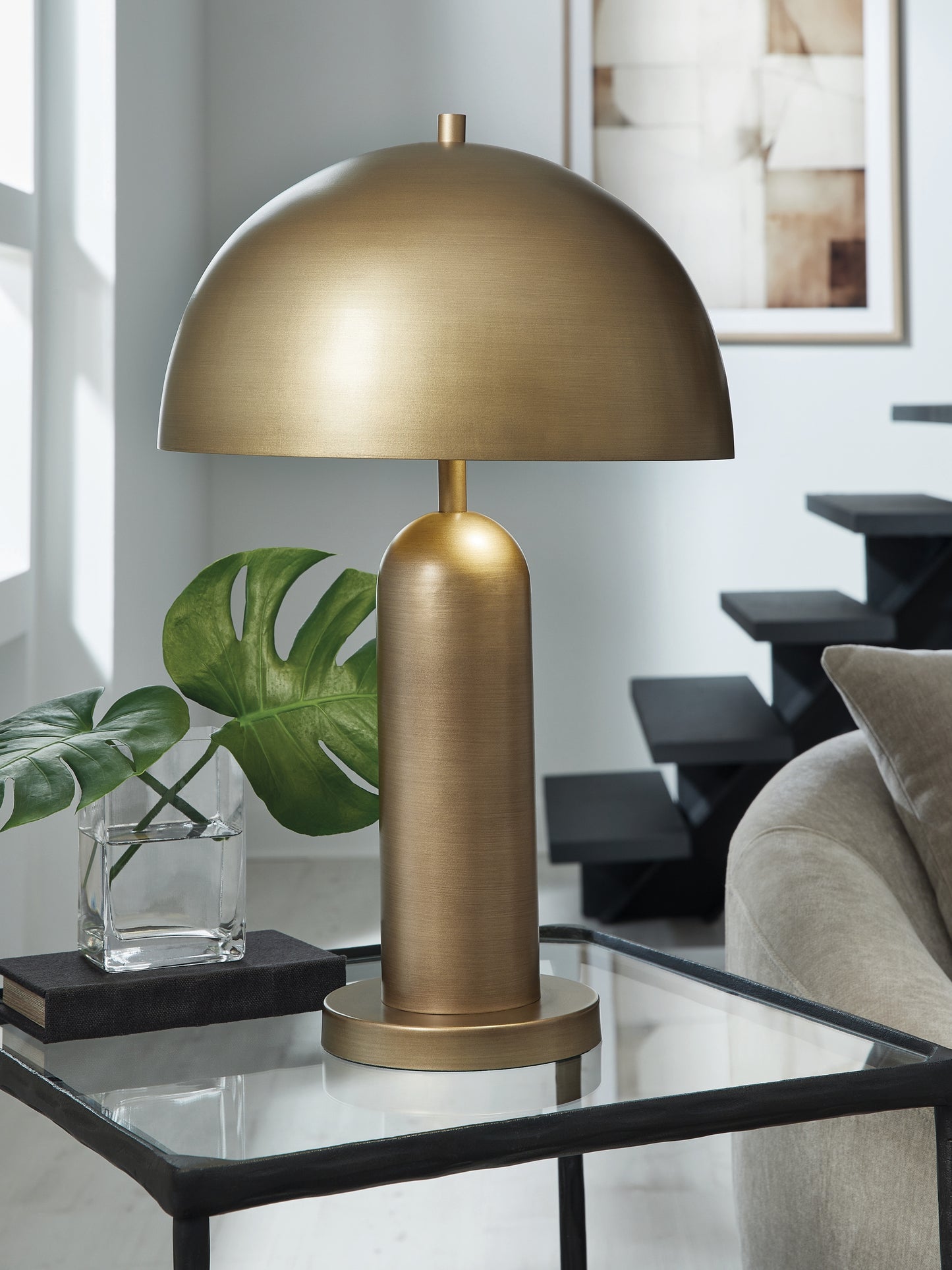 Stuart Furniture Outlet - Ashley Furniture - Wendfield Lighting - Metal Table Lamp (1/CN) / Antique Gold Finish - L208514