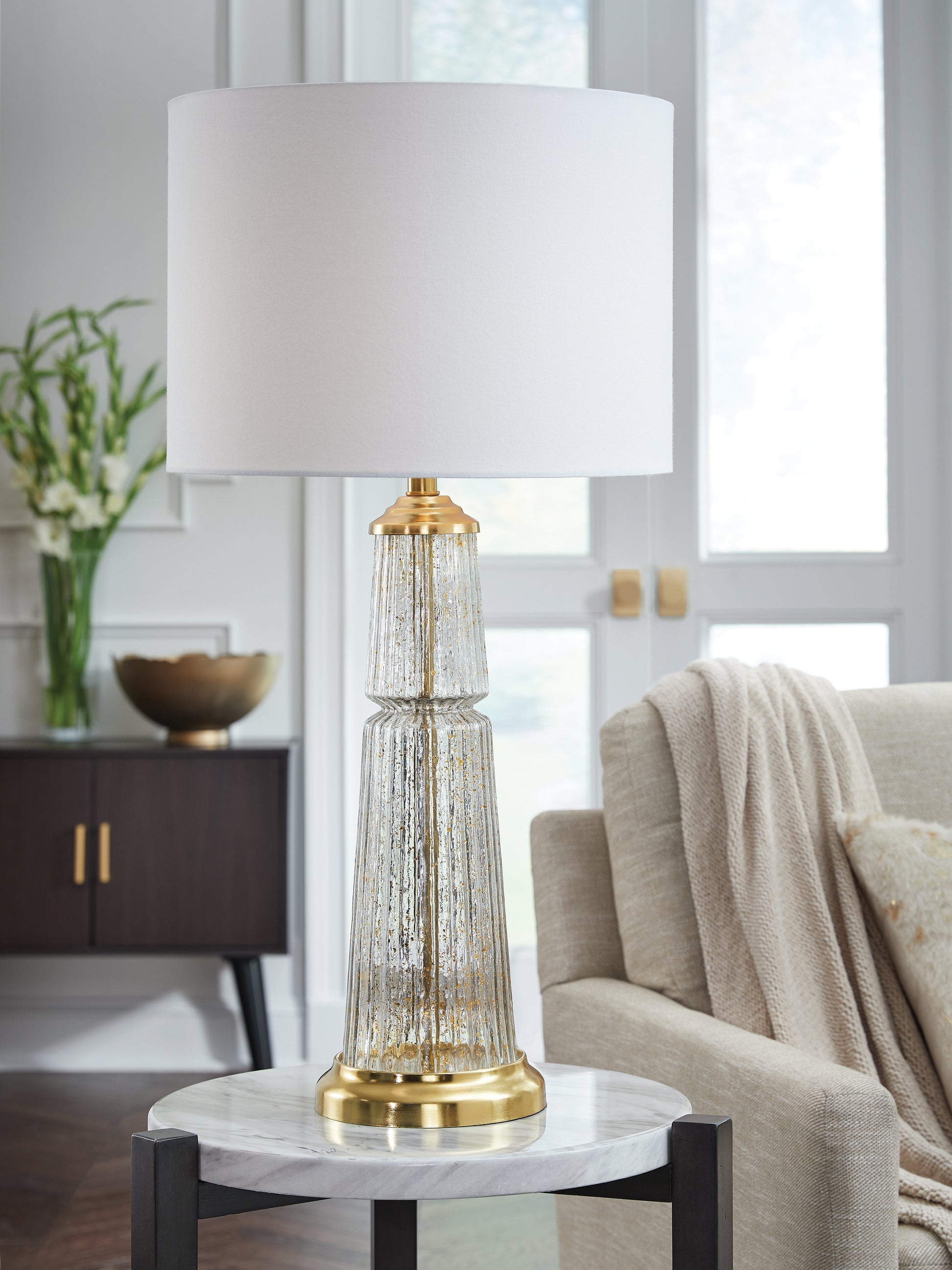 Stuart Furniture Outlet - Ashley Furniture - Bakersboro Lighting - Glass Table Lamp (1/CN) / Clear/Gold Finish - L430884
