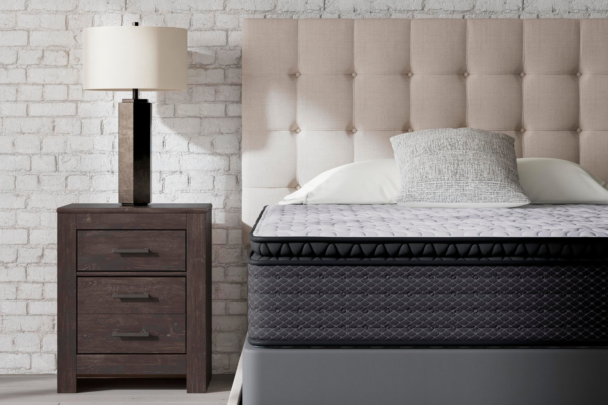 Stuart Furniture Outlet - Ashley Furniture - Anniversary Edition Pillowtop Mattresses - Twin - M42211