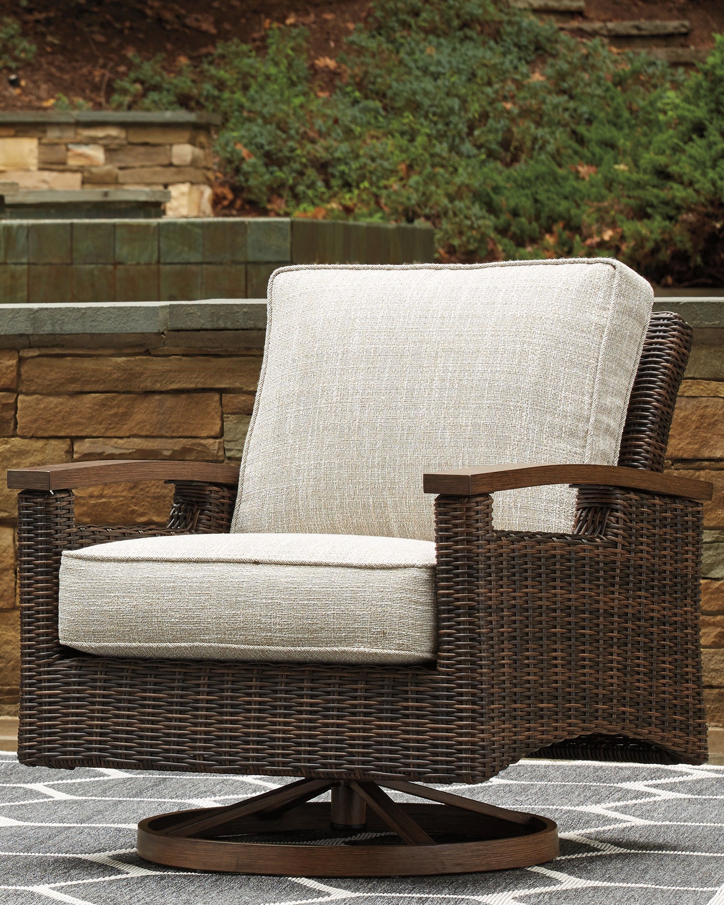 Stuart Furniture Outlet - Ashley Furniture - Paradise Trail Outdoor - Swivel Lounge Chair (Set of 2) / Medium Brown - P750-821