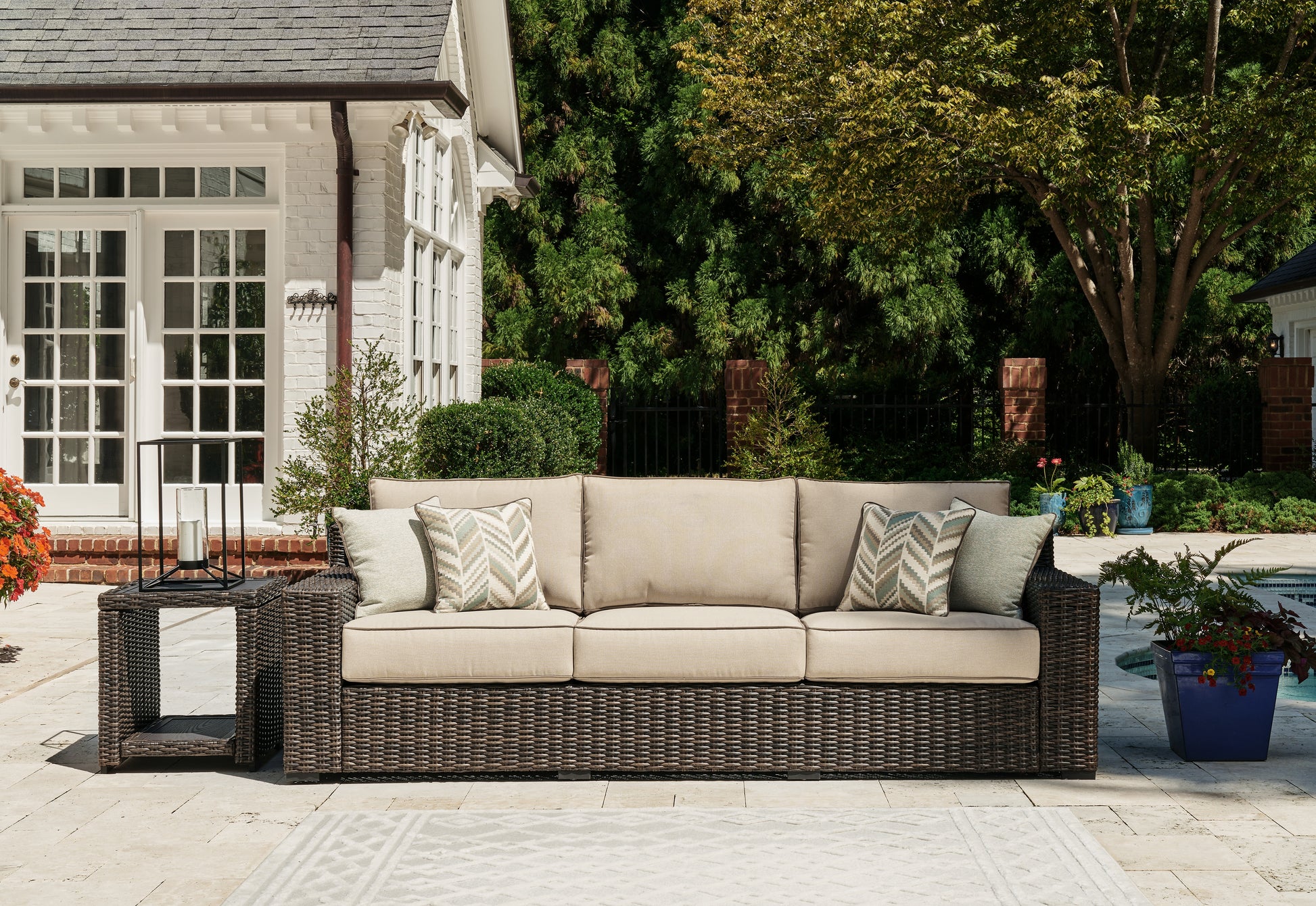 Stuart Furniture Outlet - Ashley Furniture - Coastline Bay Outdoor - Loveseat w/Cushion / Brown - P784-835