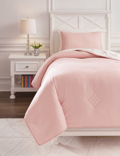 Lexann Comforter Sets