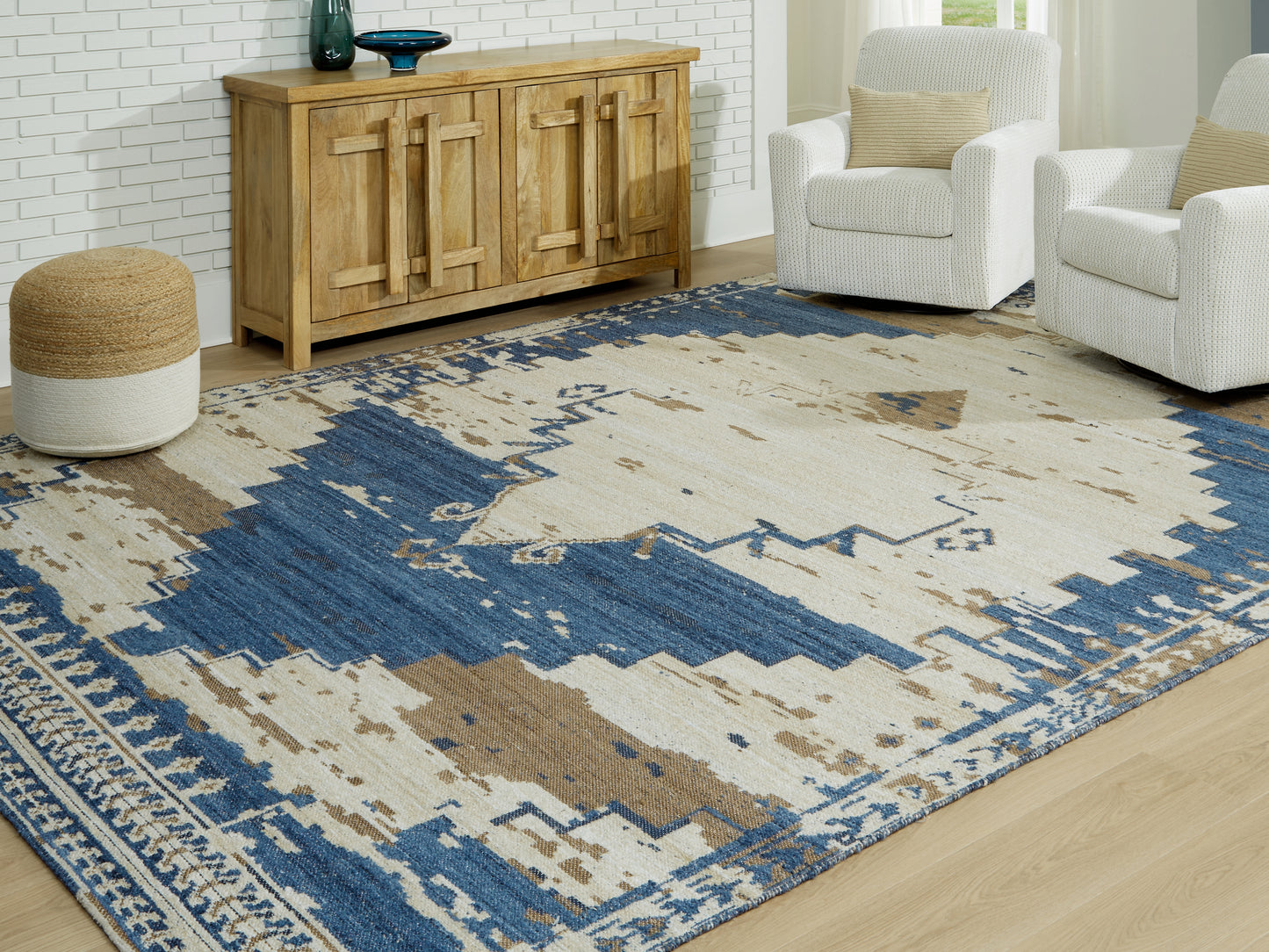 Stuart Furniture Outlet - Ashley Furniture - Varnler Rug - 5' x 7' Rug / Blue/Brown/Tan - R407132
