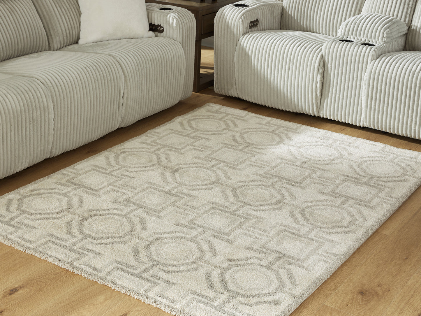 Stuart Furniture Outlet - Ashley Furniture - Maconville Rug - Medium Rug / Ivory/Gray - R407322