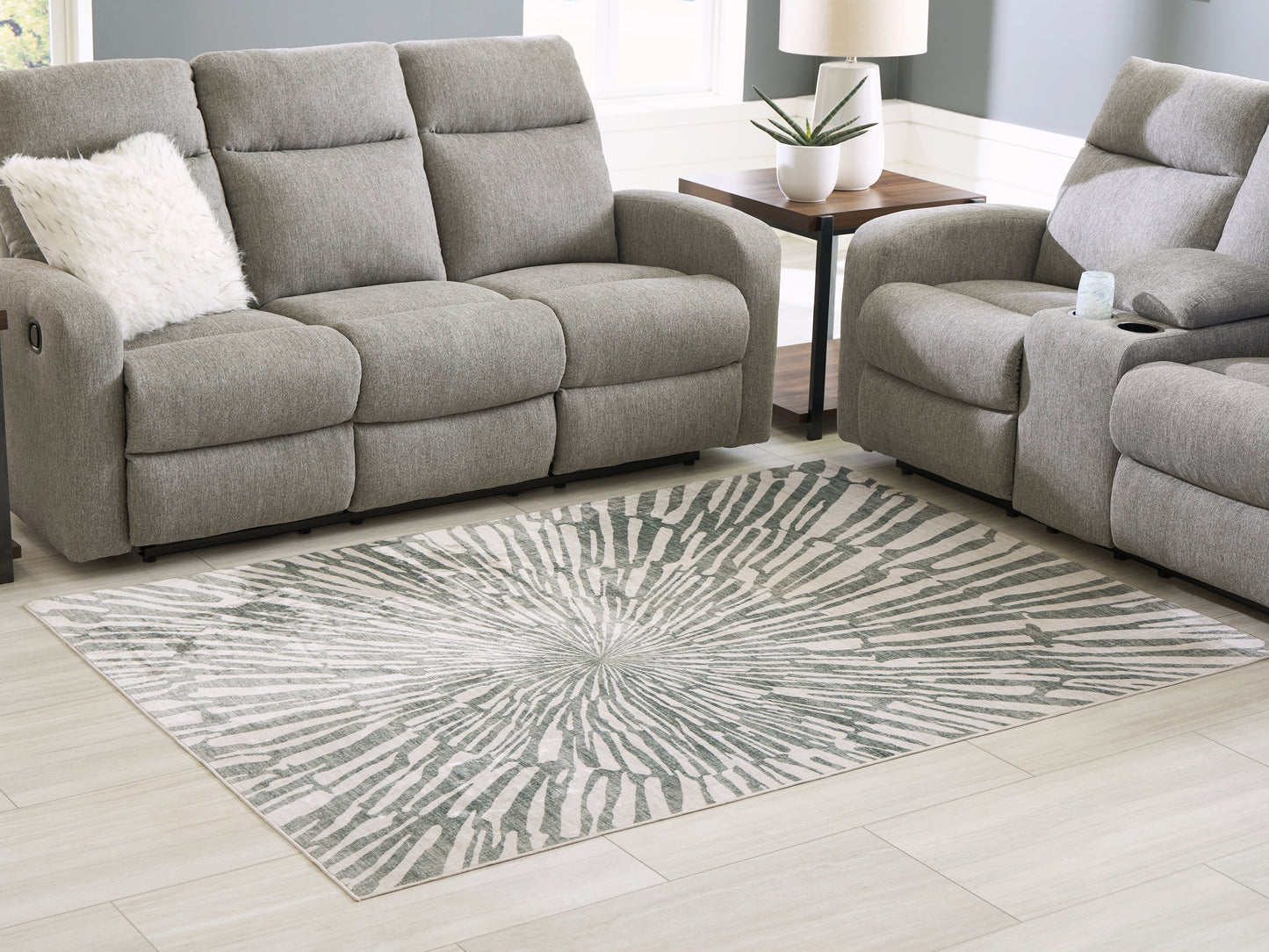 Stuart Furniture Outlet - Ashley Furniture - Verland Rug - Washable 5' x 7' Area Rug / Gray/White - R407432
