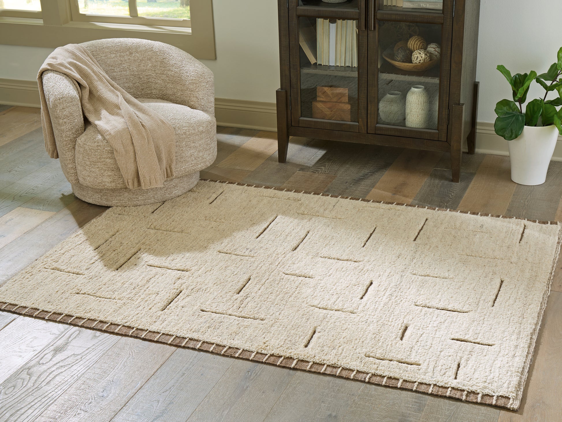 Stuart Furniture Outlet - Ashley Furniture - Clayman Rug - Medium Rug - R408342