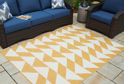 Stuart Furniture Outlet - Ashley Furniture - Thomley Rug - 5' x 7' Rug / Ivory/Yellow - R900062