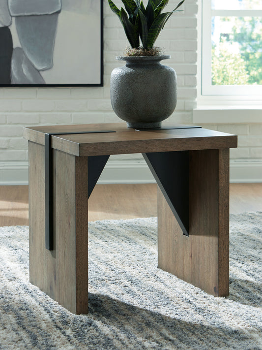 Stuart Furniture Outlet - Ashley Furniture - Kandinew End Table - Square End Table - T554-2
