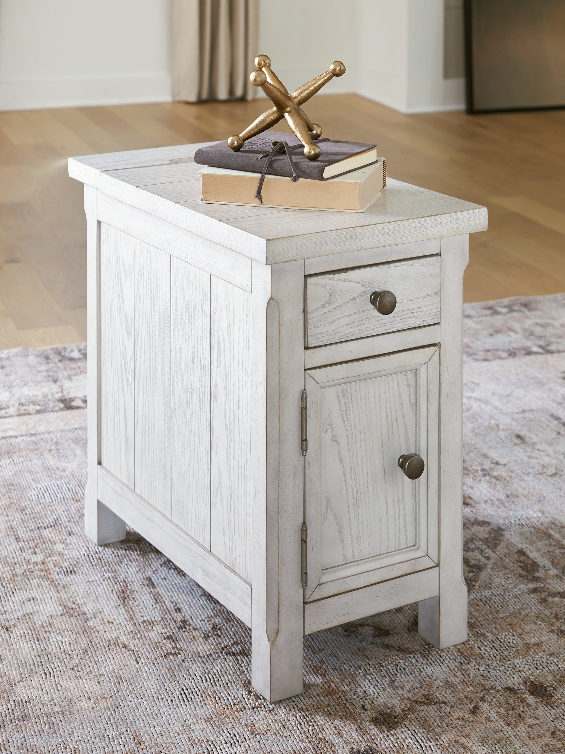 Stuart Furniture Outlet - Ashley Furniture - Robbinsdale Chairside End Table - Chair Side End Table - T729-7