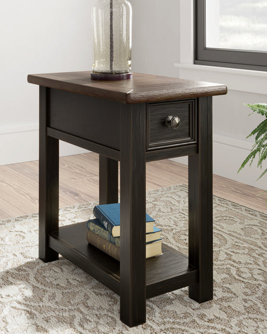 Stuart Furniture Outlet - Ashley Furniture - Tyler Creek Chairside End Table - Chair Side End Table / Grayish Brown/Black - T736-107