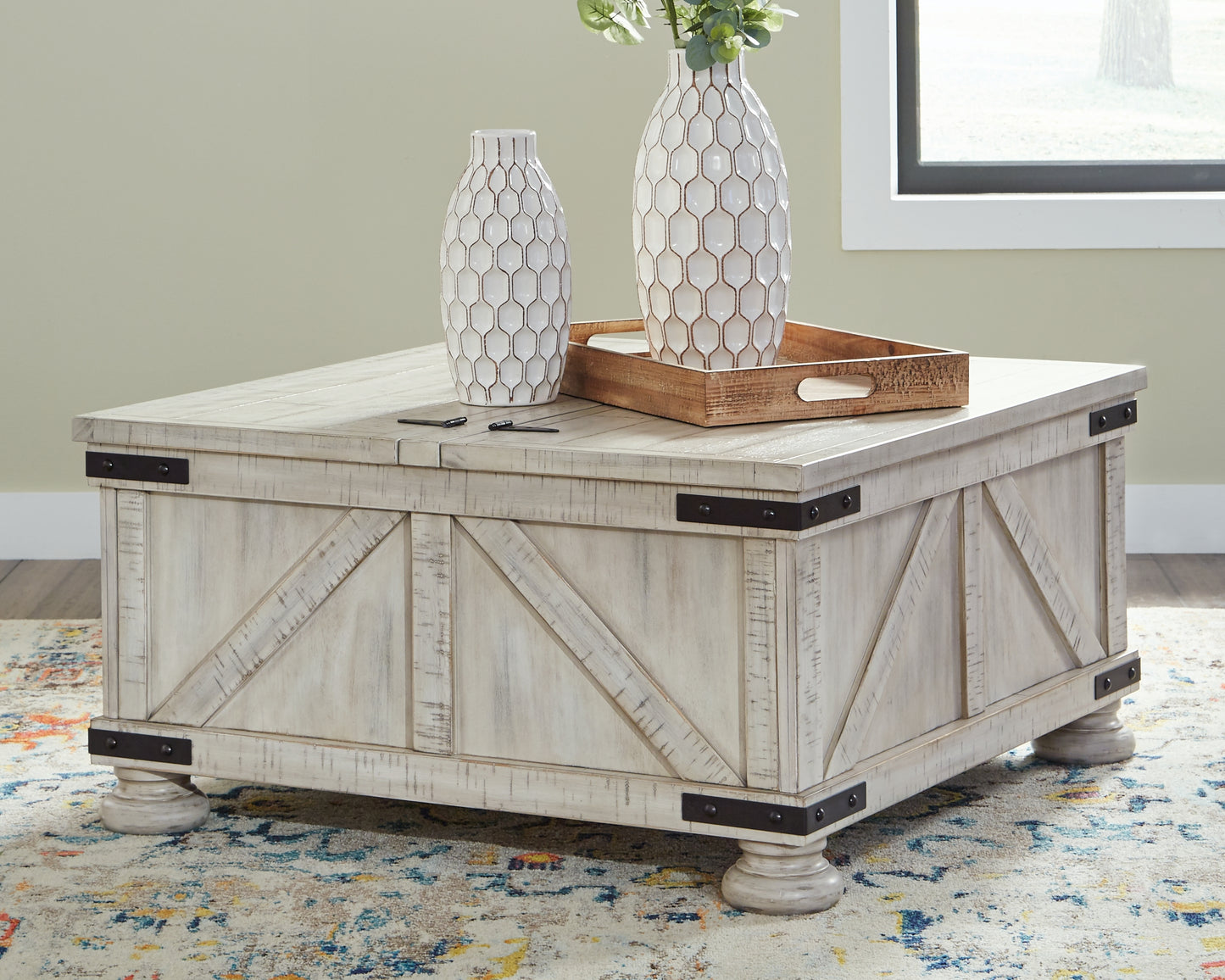 Stuart Furniture Outlet - Ashley Furniture - Carynhurst Coffee Table - Cocktail Table with Storage / Whitewash - T929-20