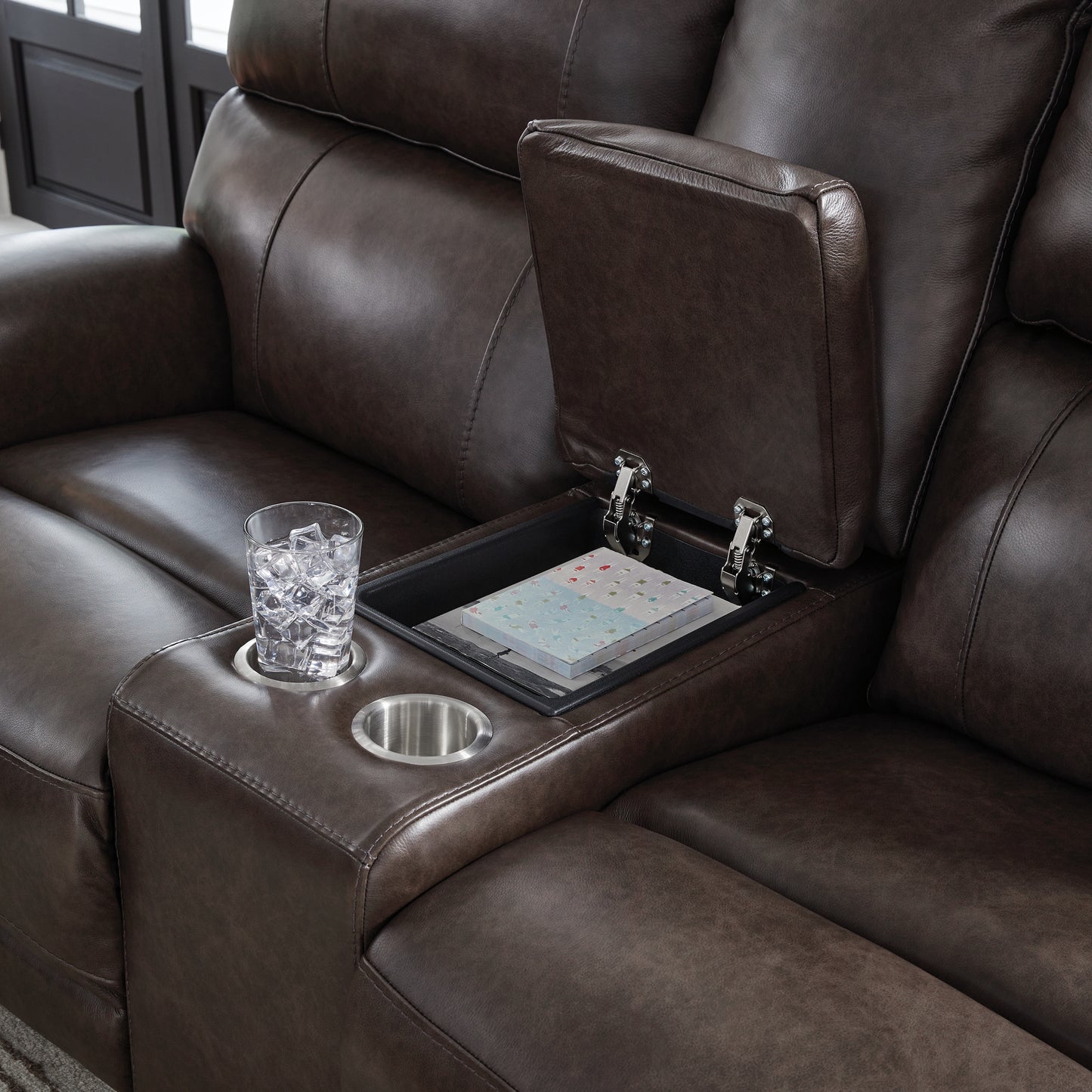 Crossplex Living Room